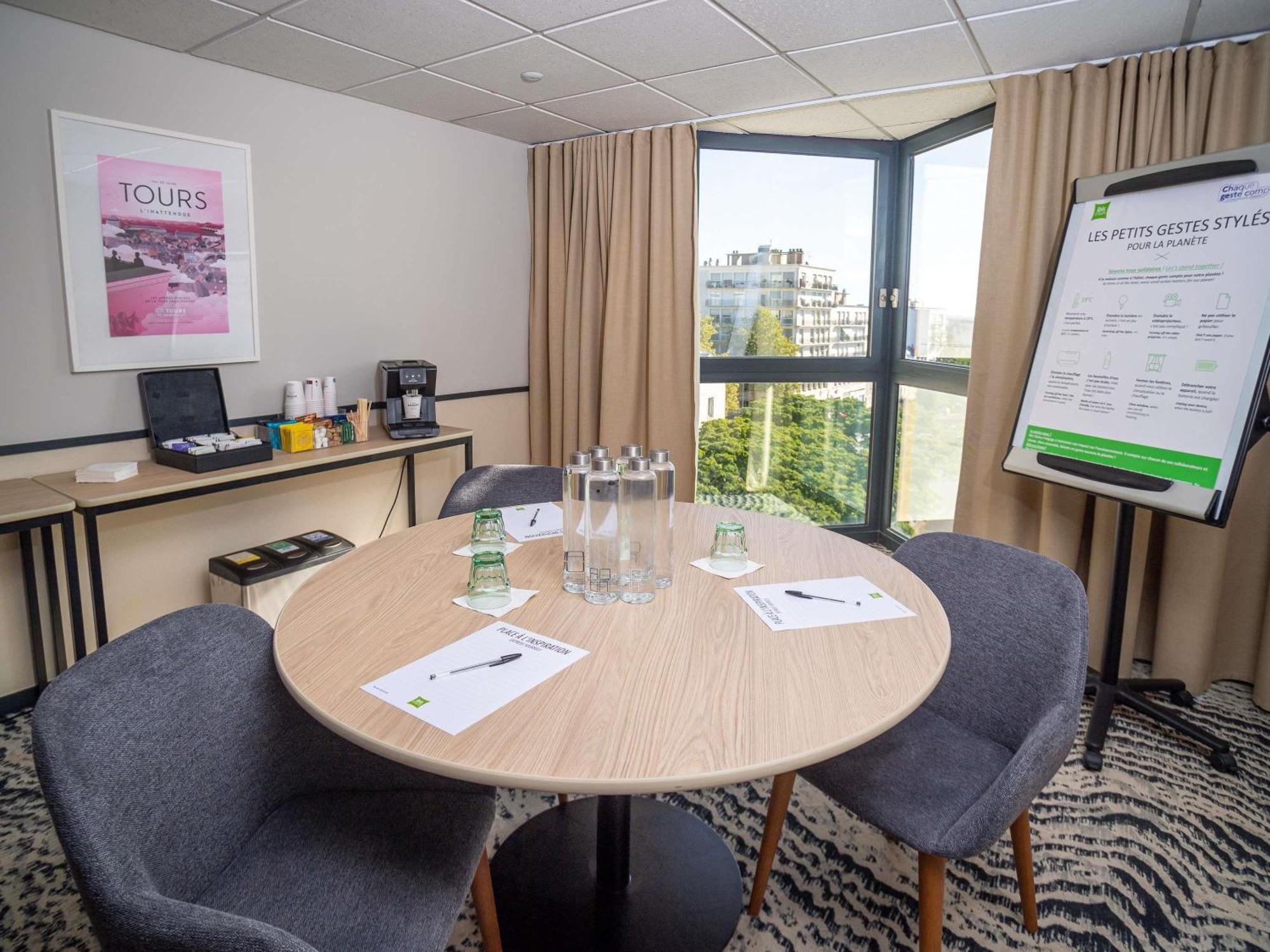 Ibis Styles Tours Centre Hotel Ngoại thất bức ảnh
